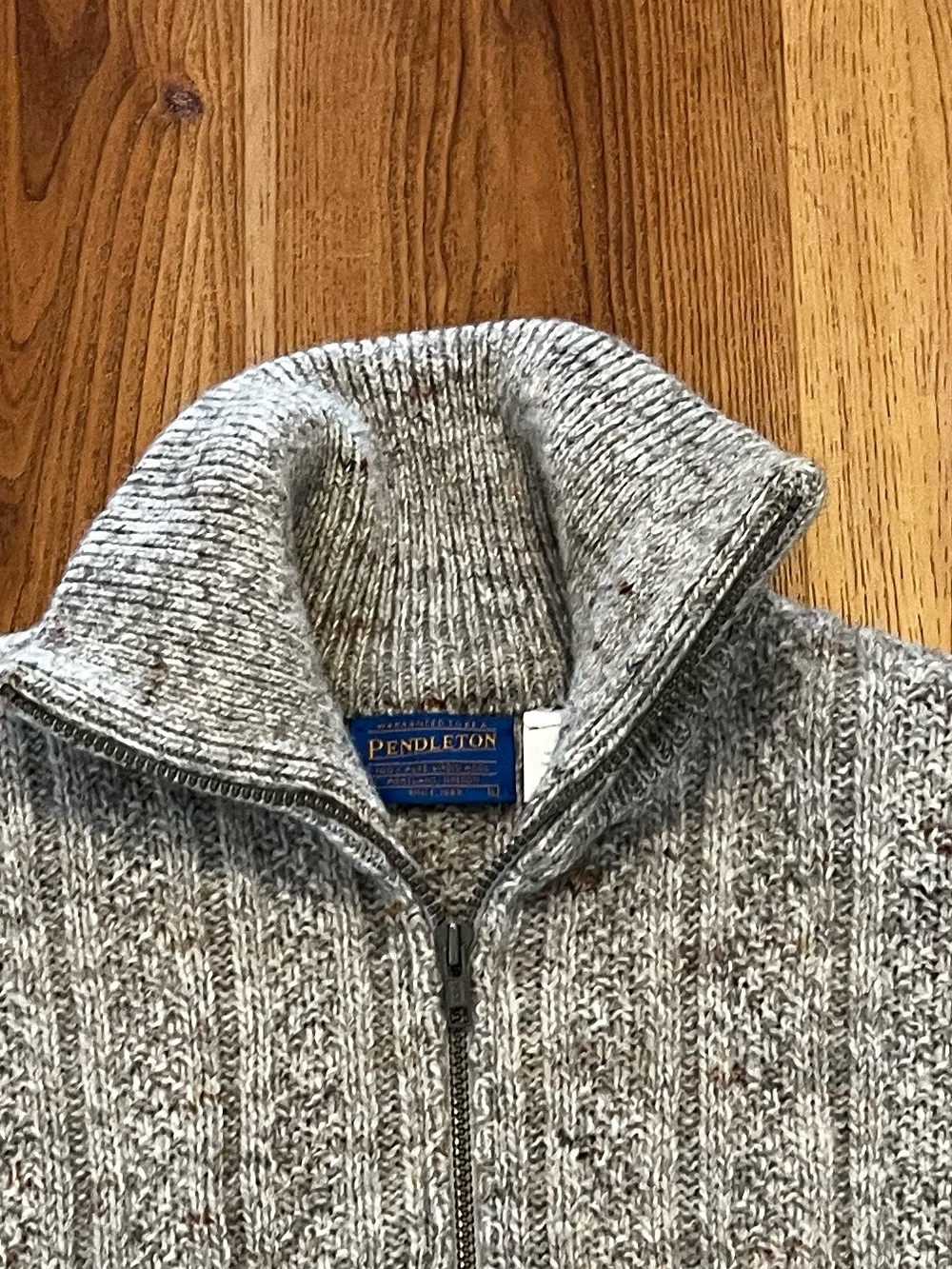 Vintage Pendleton Men's 100% Virgin Wool Zip-Up Farm-House Sweater Sz Lr - Picture 11 of 11